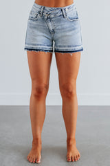 Acadia Risen Shorts - Light Wash