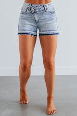 Acadia Risen Shorts - Light Wash