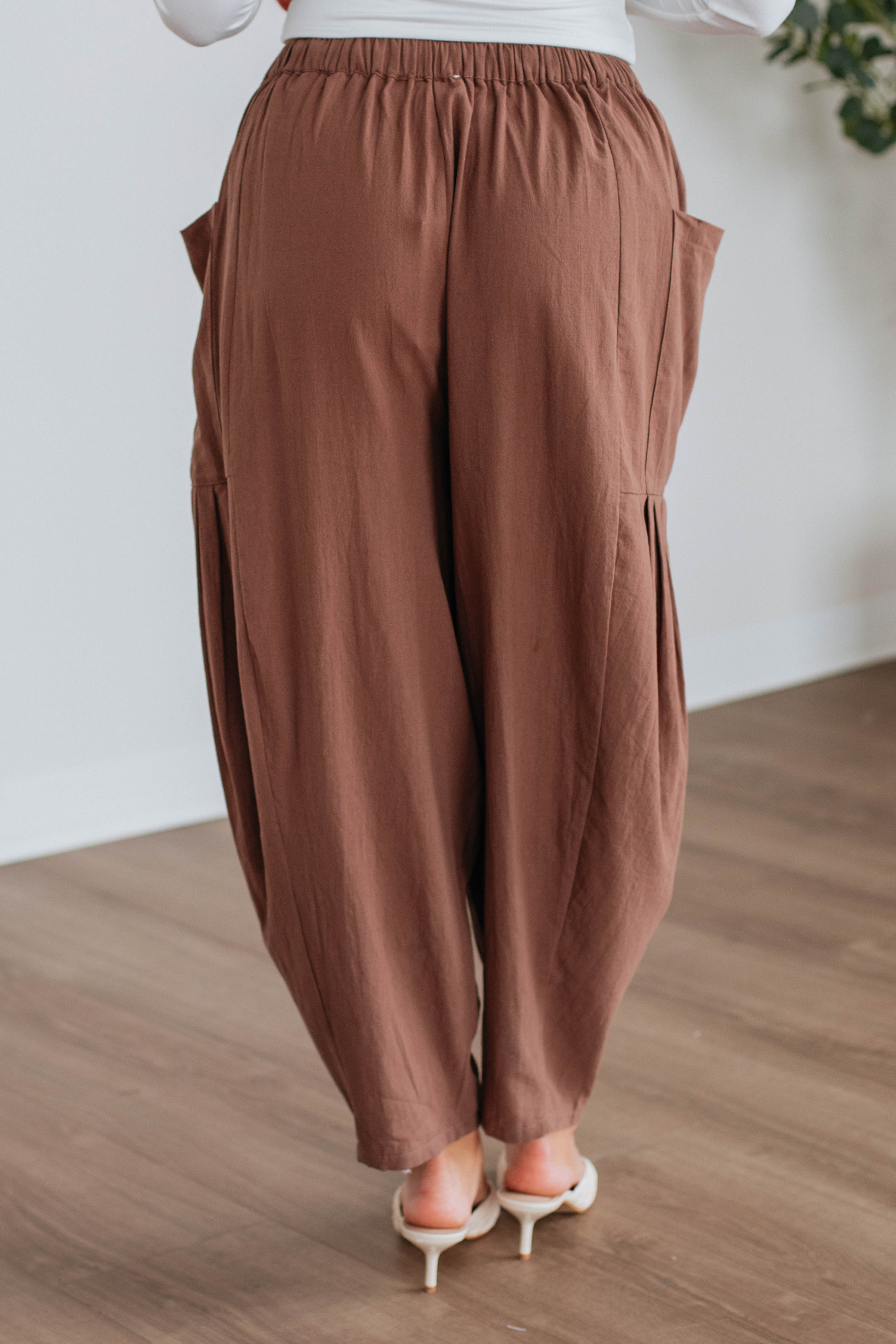 Adeera Pants - Mocha