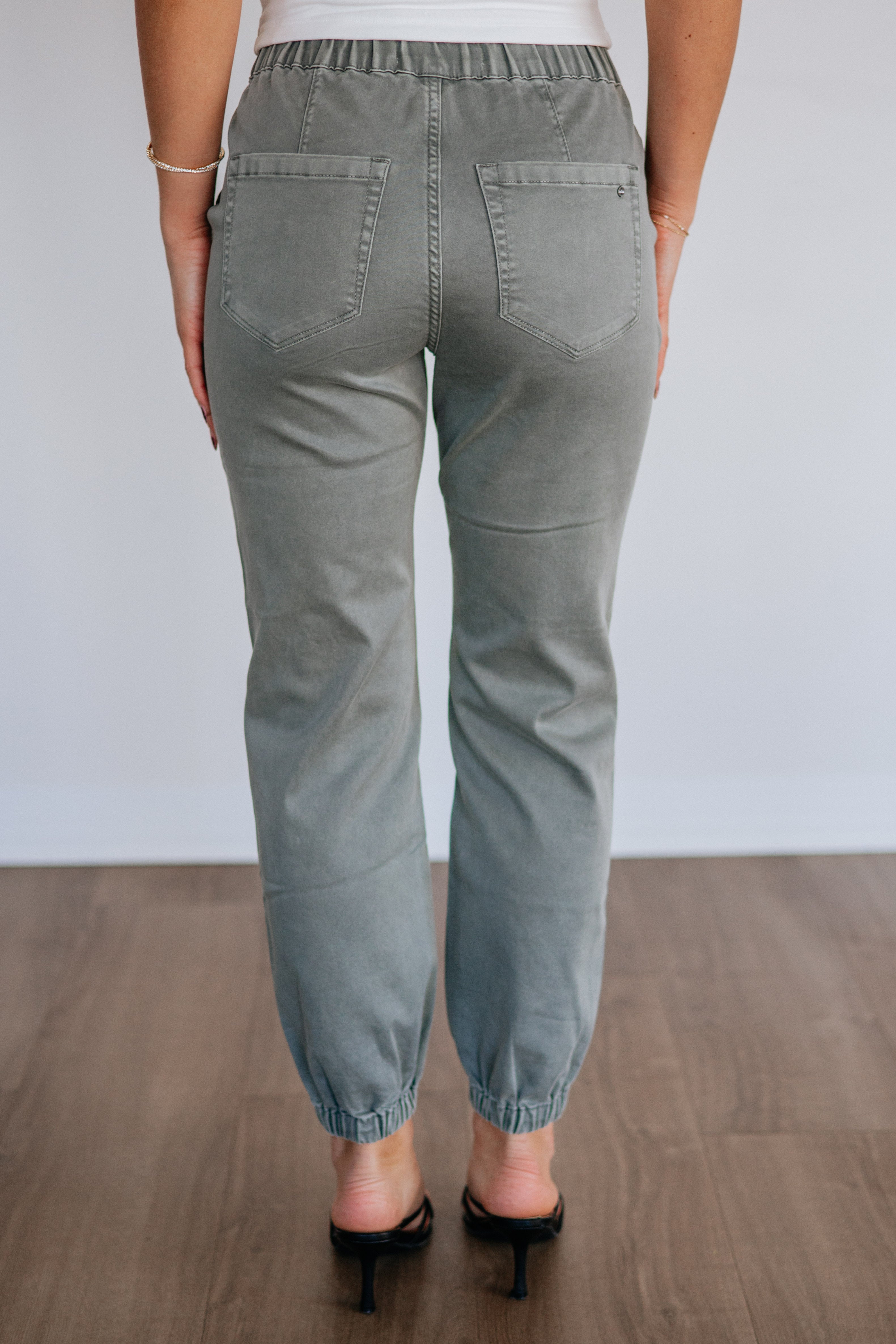 Drea Mica Joggers - Dusty Sage