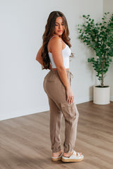 Bodie Cargo Joggers - Dark Sand