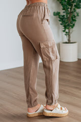 Bodie Cargo Joggers - Dark Sand