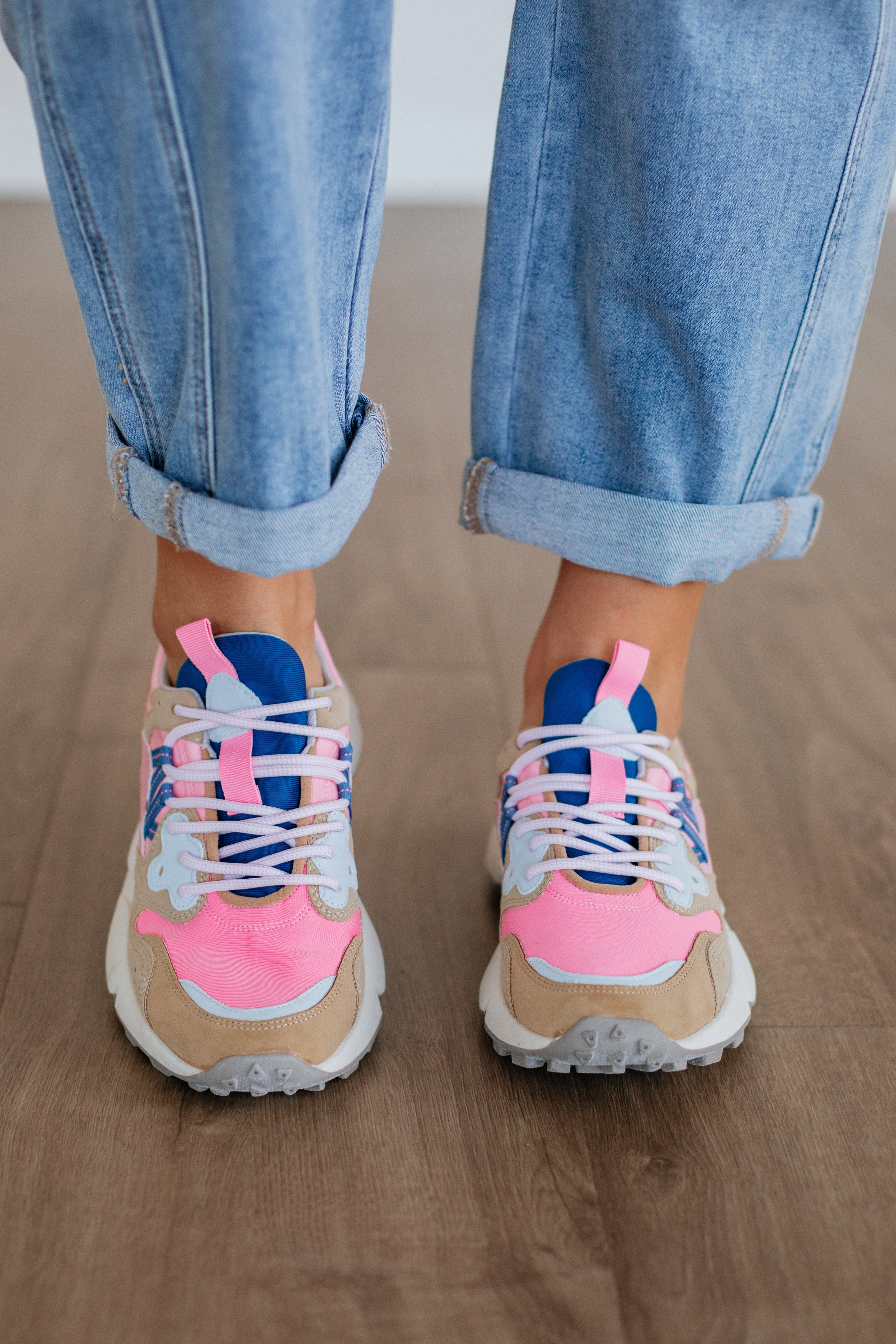 Set The Bar Sneakers