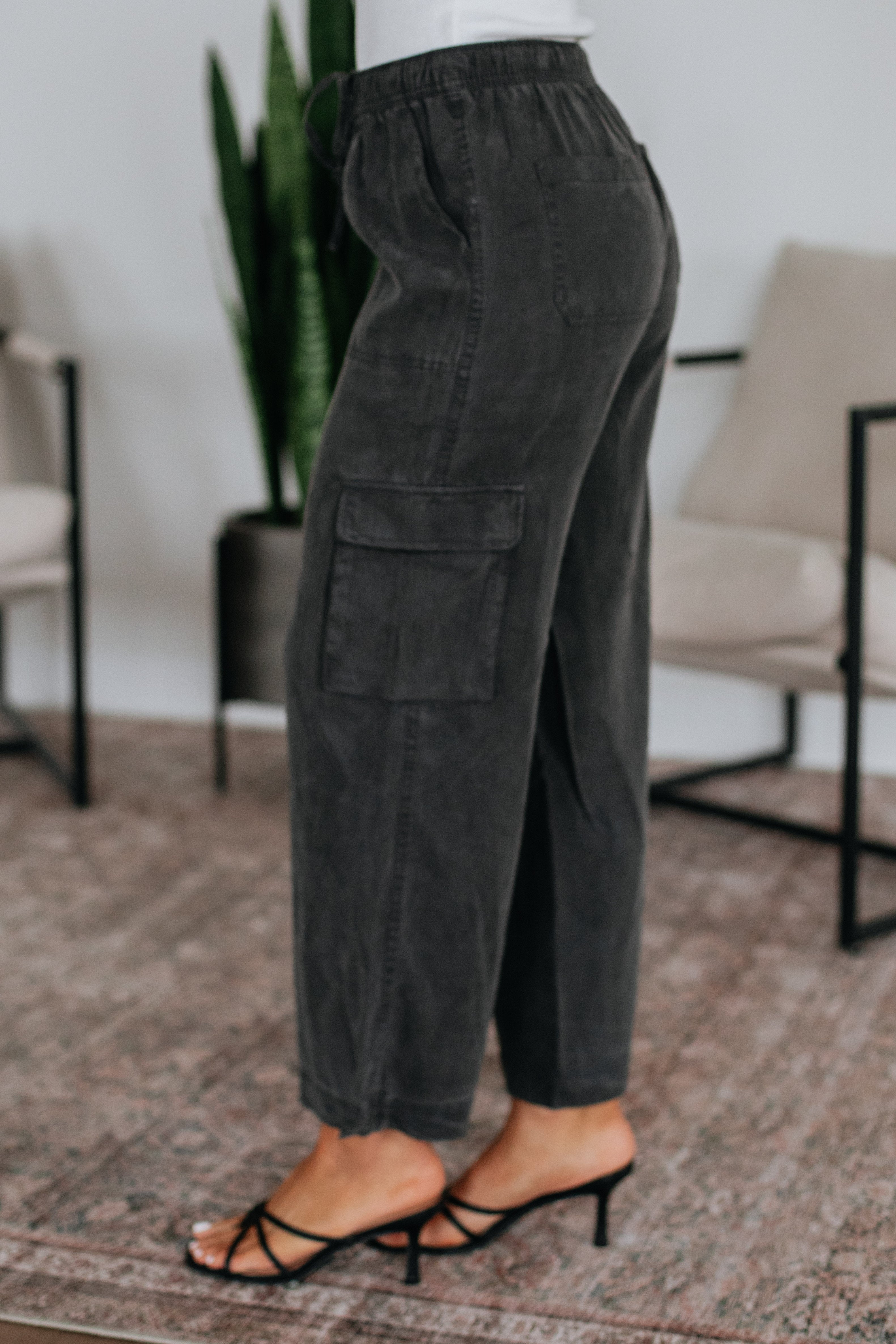 Wylie Cargo Pants - Charcoal