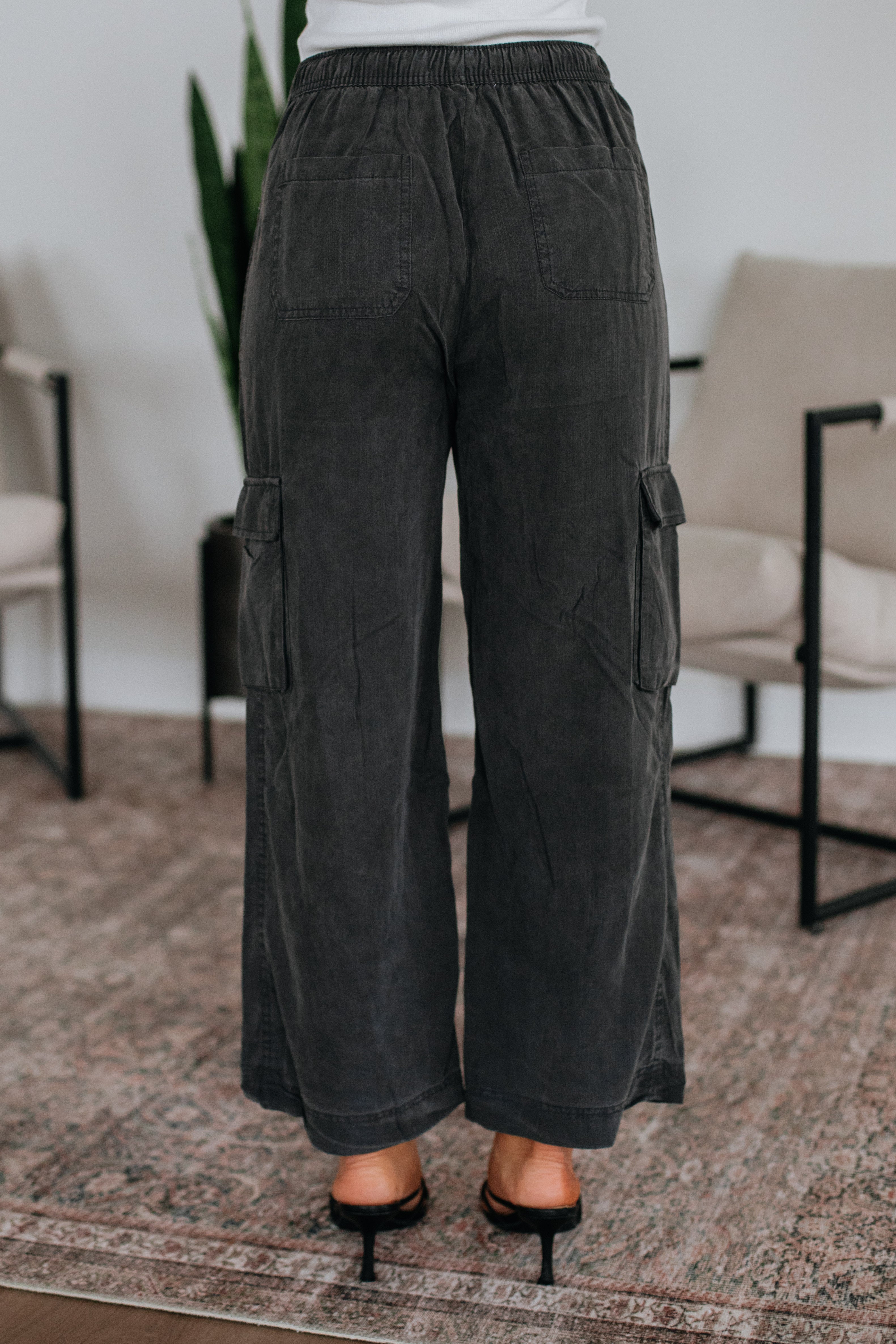 Wylie Cargo Pants - Charcoal